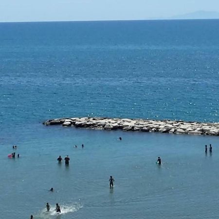 Апартаменты Monolocale A Pochi Passi Dal Mare Формия Экстерьер фото